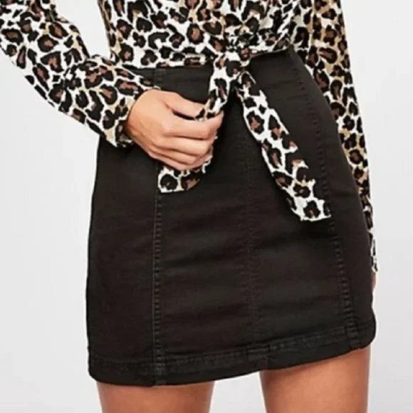 Free People We the Free Denim Modern Femme Mini Skirt Black Stretch Jean 6 - Picture 2 of 9